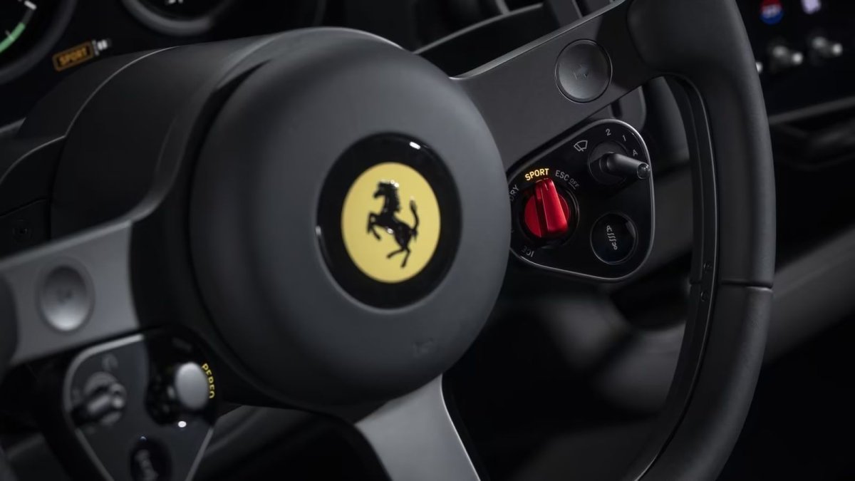 Ferrari viser elbil til 640.000 dollar med Jony Ive